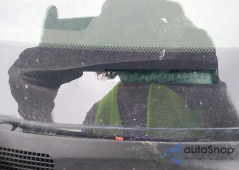 1999 Toyota Camry Xle V6 из США, поврежденный, VIN 4T1BF28K4XU933441